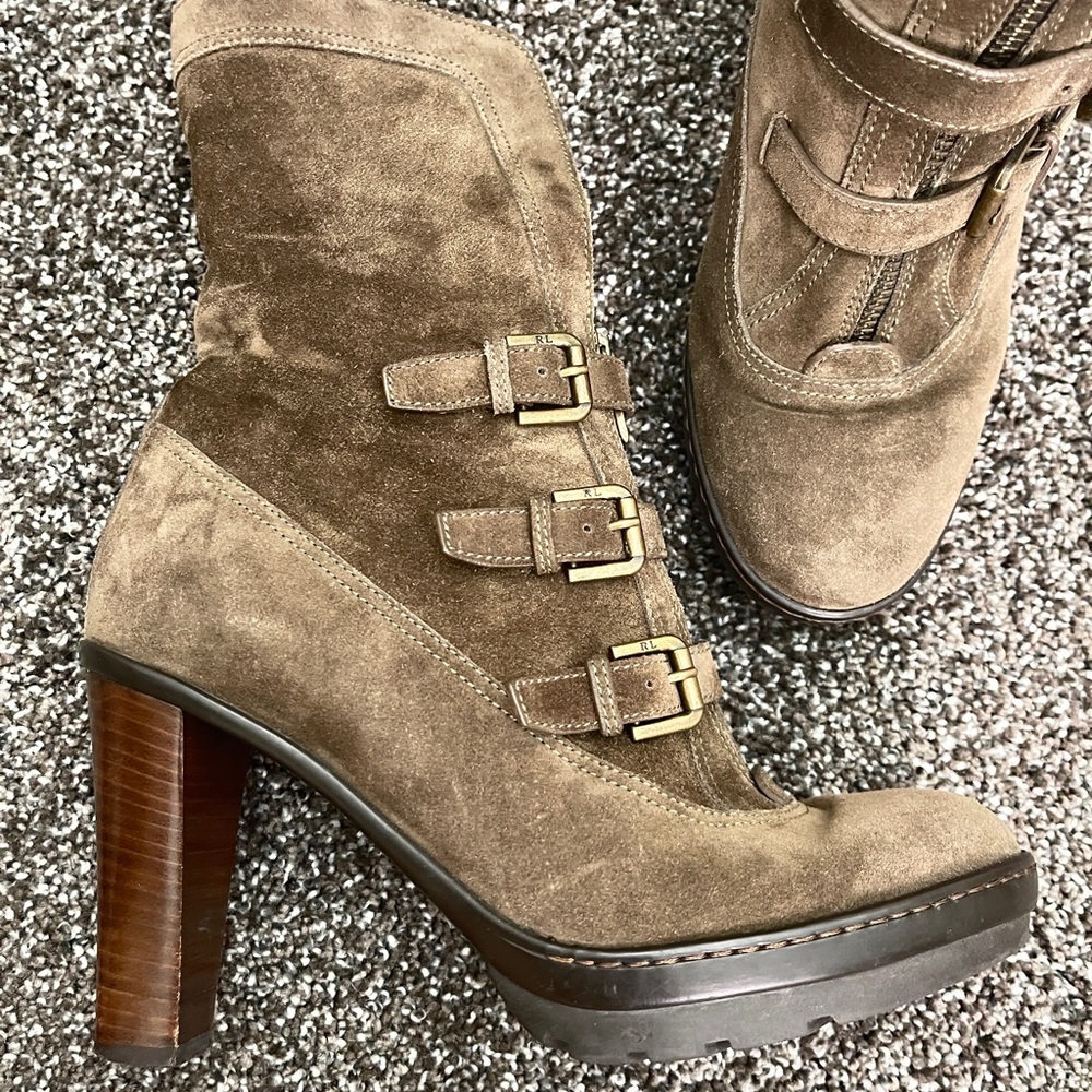 Ralph Lauren Shearling-lined Olive Suede Ankle Winter Boots, size 8.5D - Picture 6 of 11